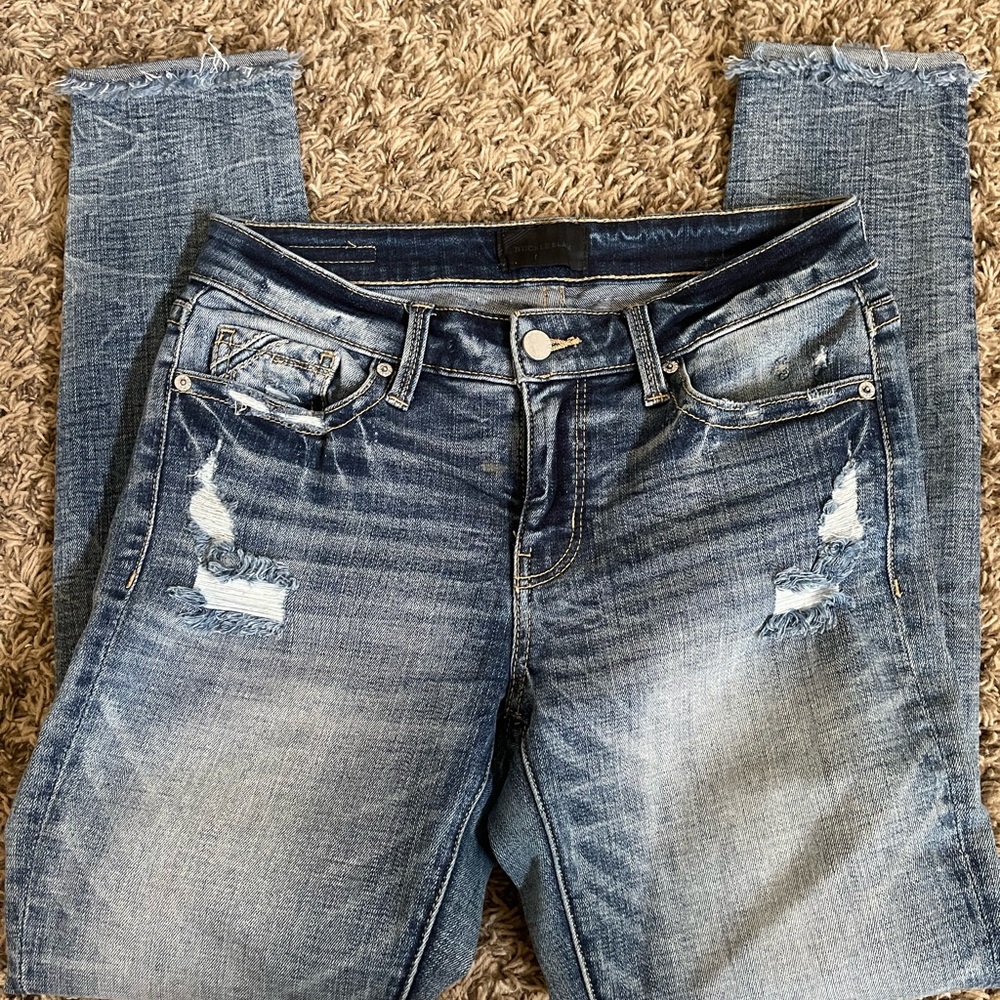 Buckle Black Women’s Fit No. 53 Skinny Capris- 26/27L